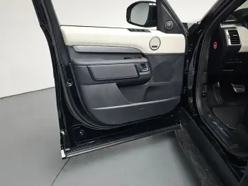 2023 Land Rover Discovery с пробегом 37 750 км
