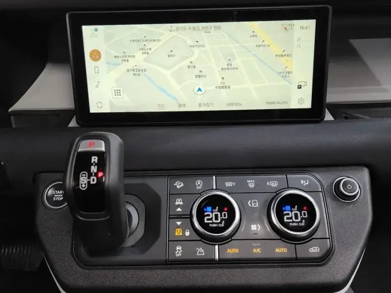 2022 Land Rover Defender с пробегом 64 350 км