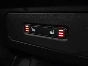 2022 Land Rover Defender с пробегом 64 350 км
