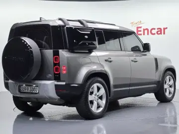 2022 Land Rover Defender с пробегом 105 267 км