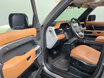 2022 Land Rover Defender с пробегом 105 267 км