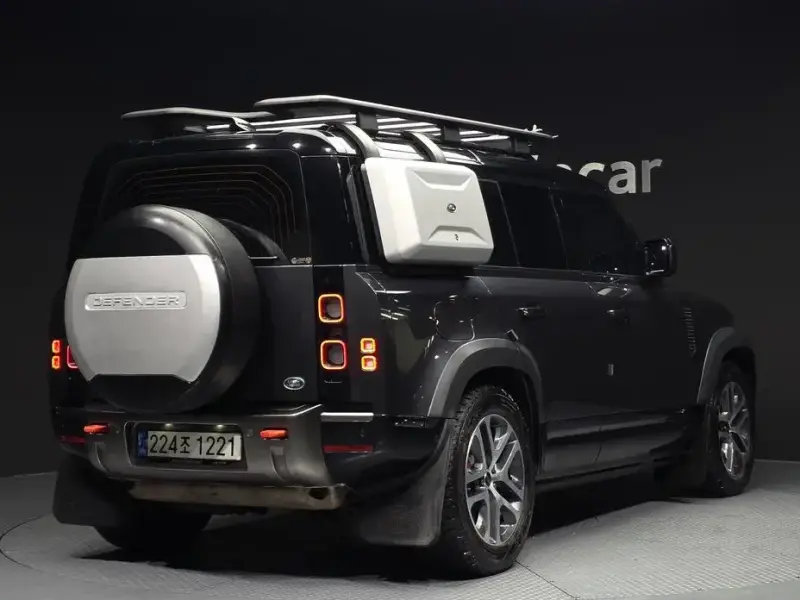 2022 Land Rover Defender с пробегом 31 332 км