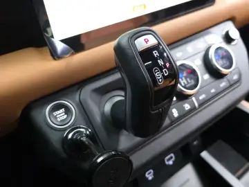 2022 Land Rover Defender с пробегом 31 332 км
