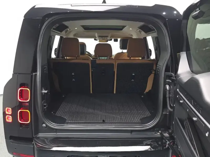 2022 Land Rover Defender с пробегом 72 373 км