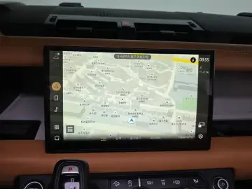 2023 Land Rover Defender с пробегом 48 312 км