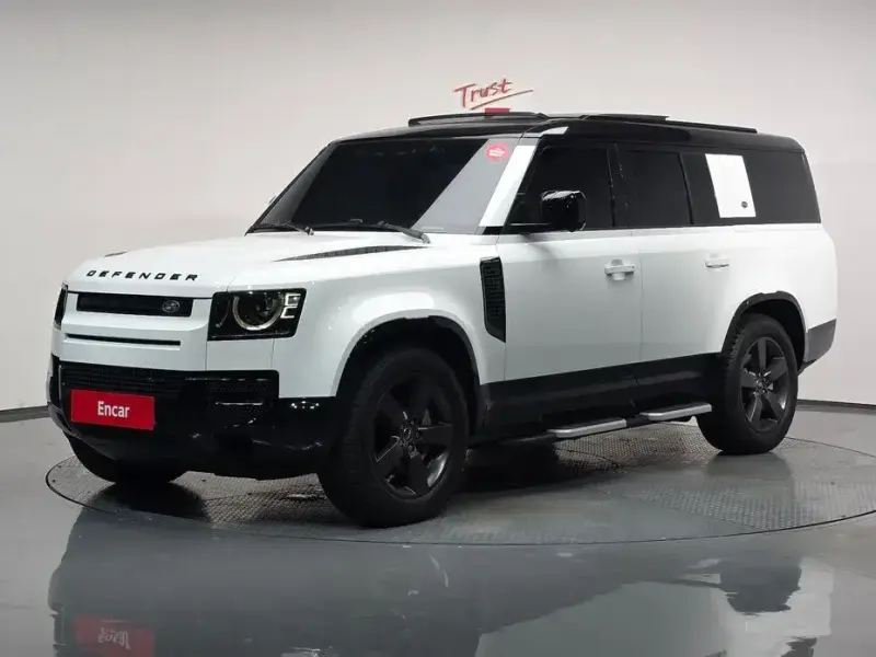 2023 Land Rover Defender с пробегом 52 594 км