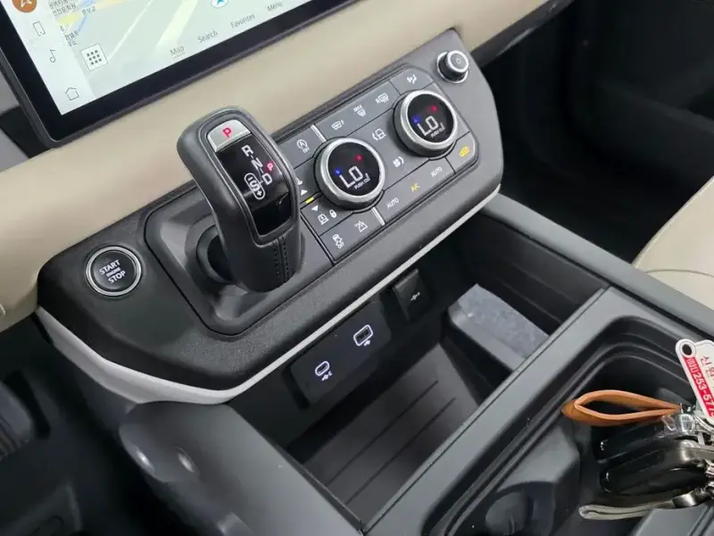 2022 Land Rover Defender с пробегом 60 368 км