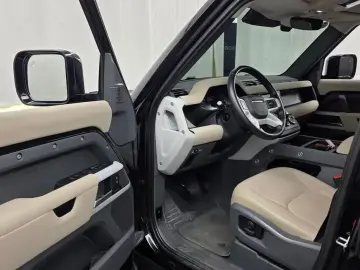 2022 Land Rover Defender с пробегом 60 368 км