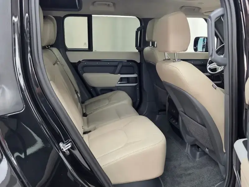 2022 Land Rover Defender с пробегом 60 368 км
