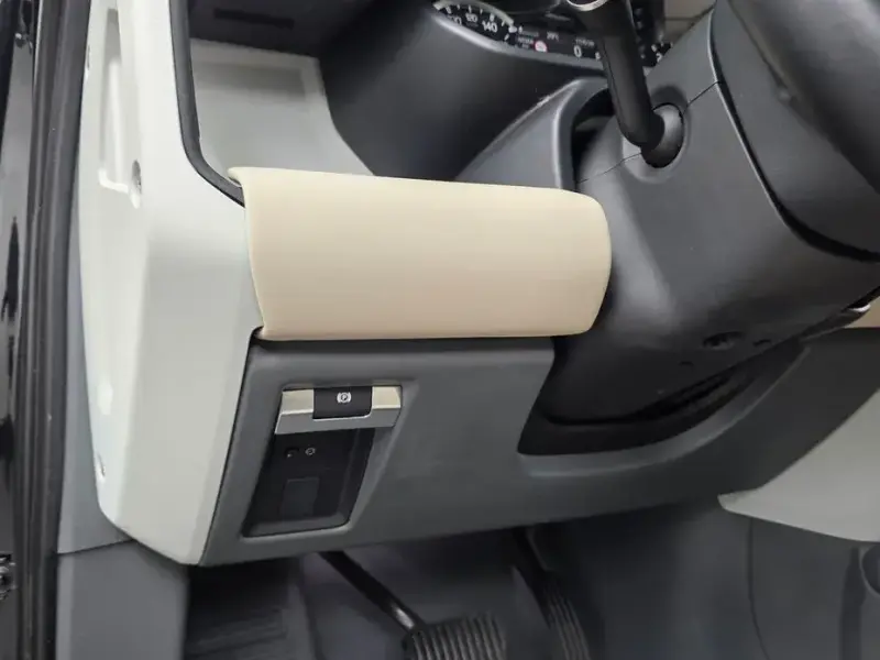 2022 Land Rover Defender с пробегом 60 368 км