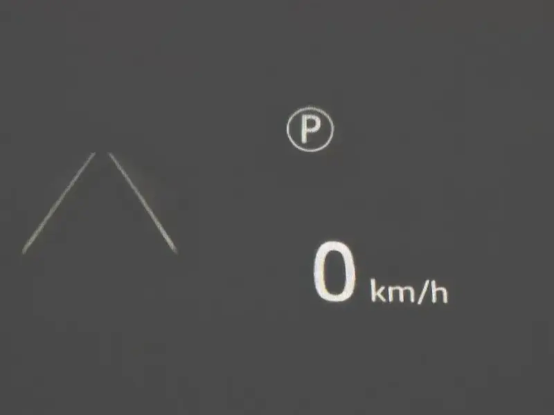 2023 Land Rover Defender с пробегом 52 594 км