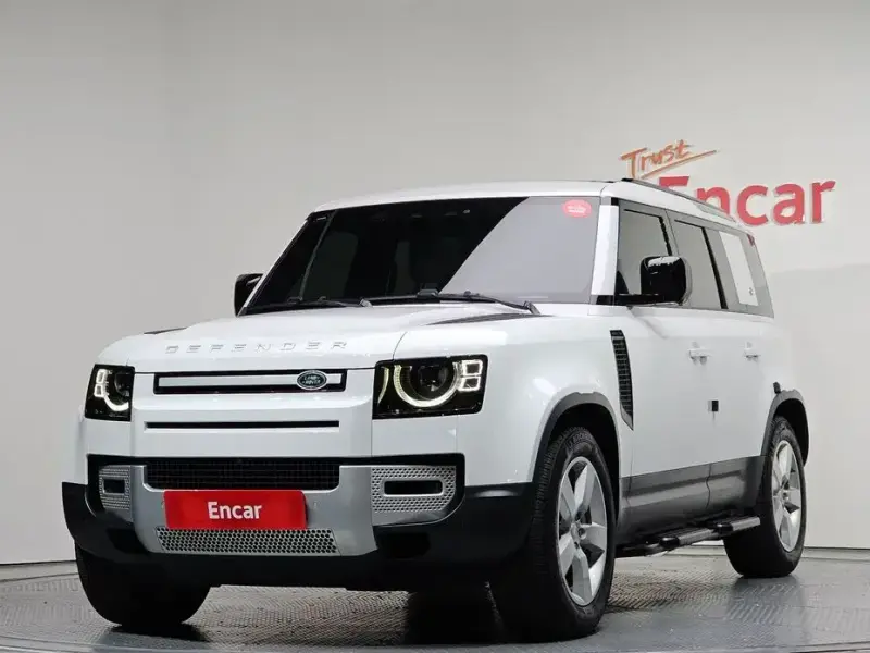 2023 Land Rover Defender с пробегом 35 711 км