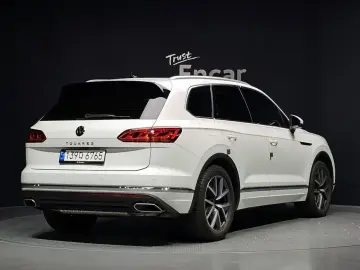 2023 Volkswagen Touareg с пробегом 49 042 км