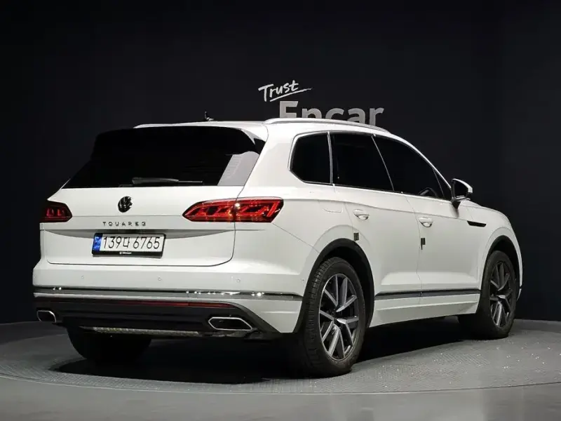 2023 Volkswagen Touareg с пробегом 49 042 км