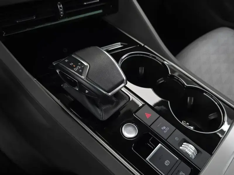 2023 Volkswagen Touareg с пробегом 49 042 км