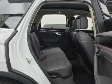 2023 Volkswagen Touareg с пробегом 49 042 км