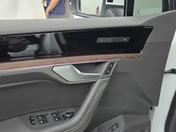 2023 Volkswagen Touareg с пробегом 49 042 км