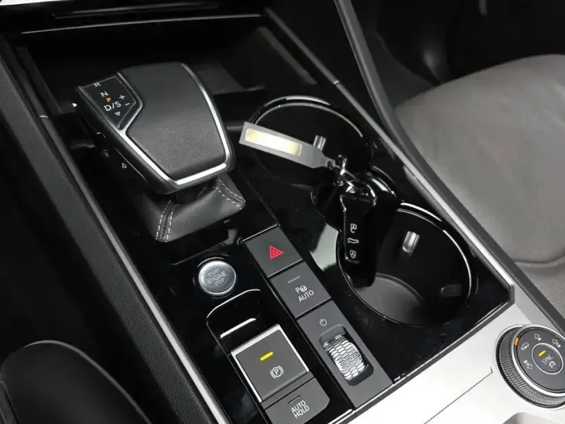 2020 Volkswagen Touareg с пробегом 95 853 км