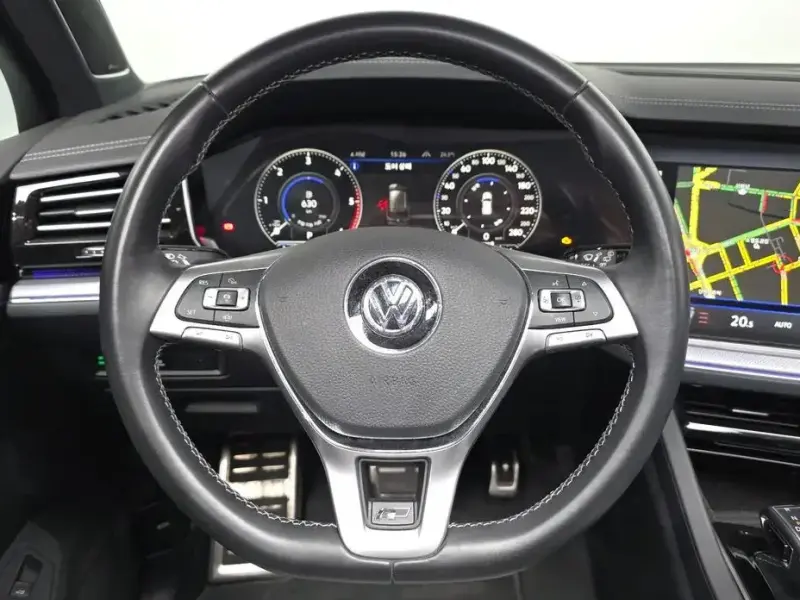 2020 Volkswagen Touareg с пробегом 95 853 км