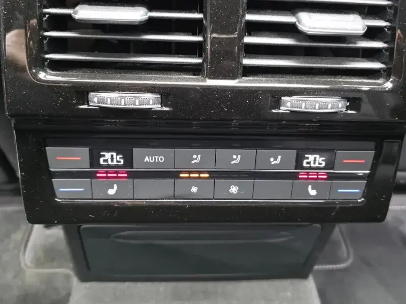 2020 Volkswagen Touareg с пробегом 95 853 км