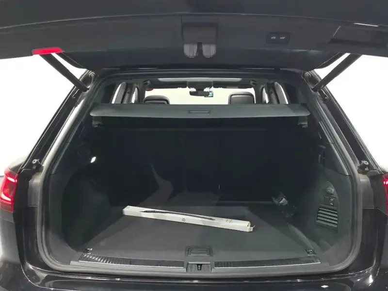 2020 Volkswagen Touareg с пробегом 95 853 км