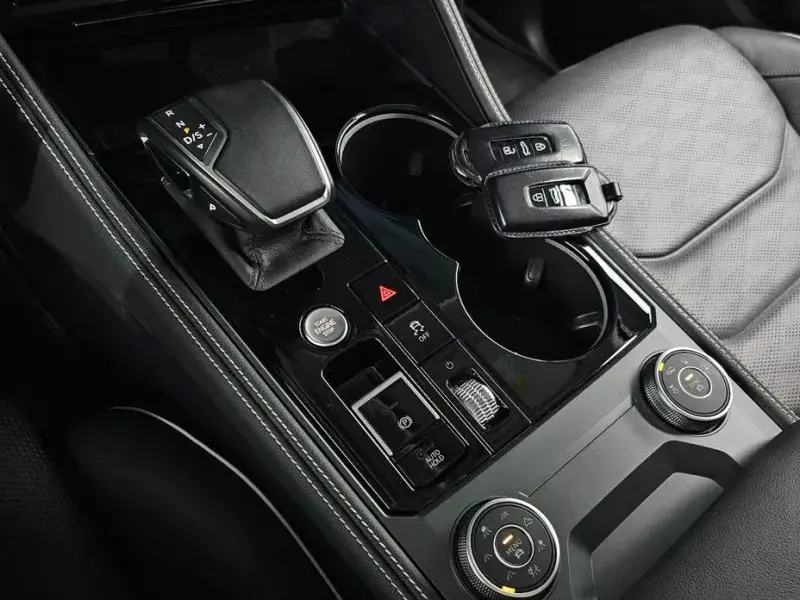 2024 Volkswagen Touareg с пробегом 18 074 км