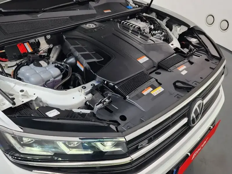 2025 Volkswagen Touareg с пробегом 19 254 км