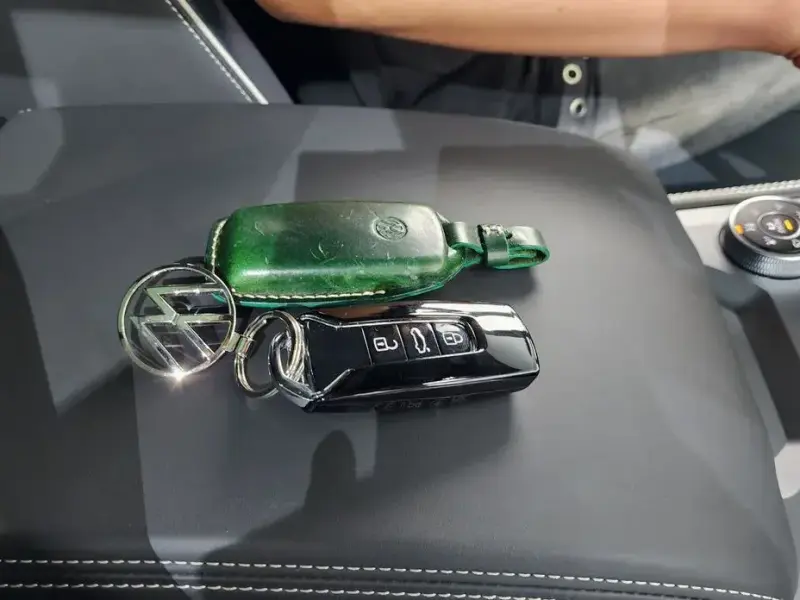 2025 Volkswagen Touareg с пробегом 19 254 км