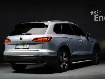 2020 Volkswagen Touareg с пробегом 60 389 км