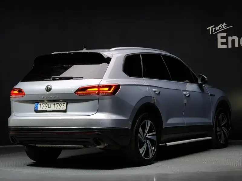2020 Volkswagen Touareg с пробегом 60 389 км