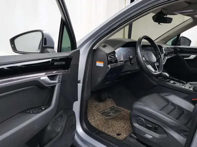 2020 Volkswagen Touareg с пробегом 60 389 км