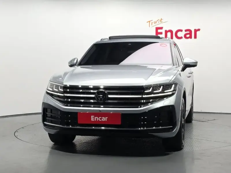 2024 Volkswagen Touareg с пробегом 21 477 км