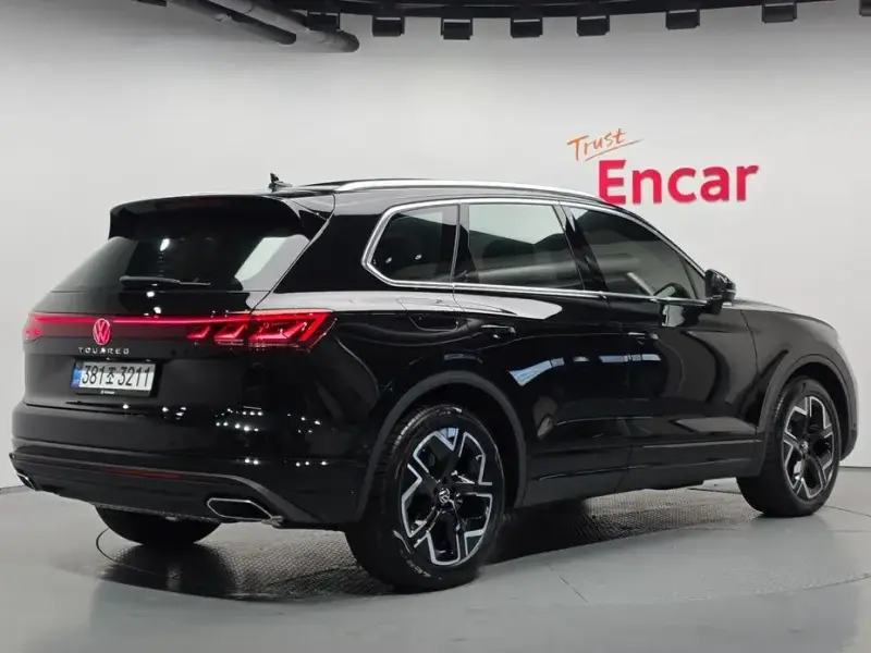 2025 Volkswagen Touareg с пробегом 3 123 км