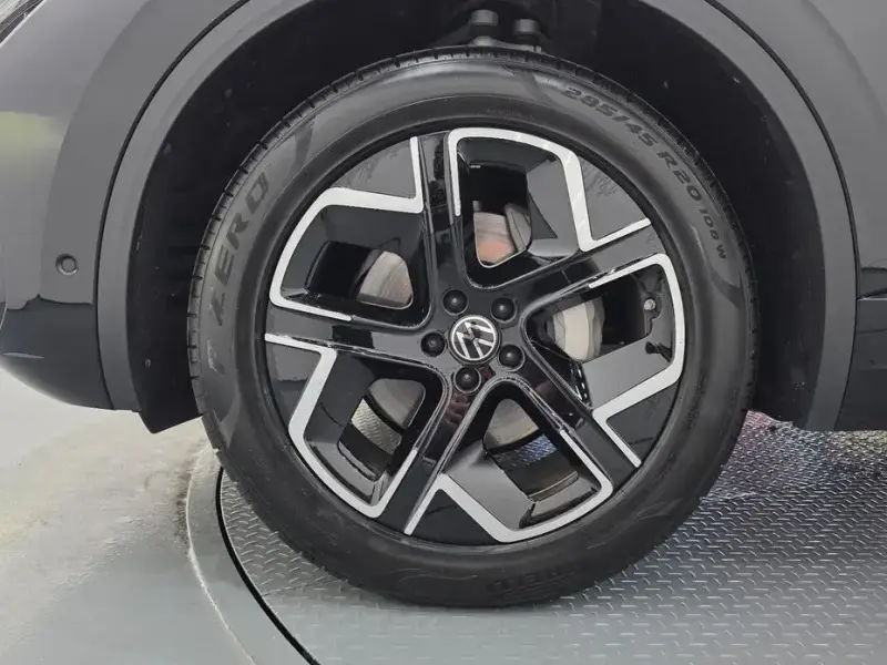 2025 Volkswagen Touareg с пробегом 3 123 км