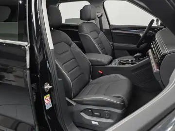 2025 Volkswagen Touareg с пробегом 3 123 км