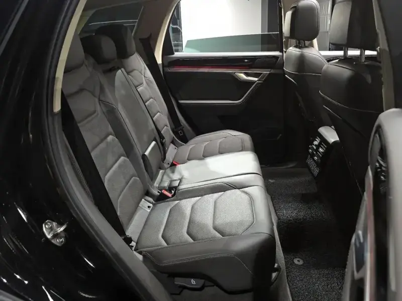 2023 Volkswagen Touareg с пробегом 50 442 км