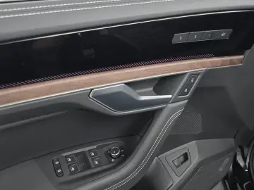 2025 Volkswagen Touareg с пробегом 3 123 км