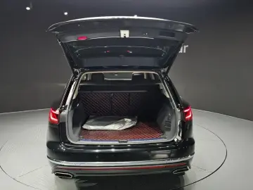 2023 Volkswagen Touareg с пробегом 50 442 км