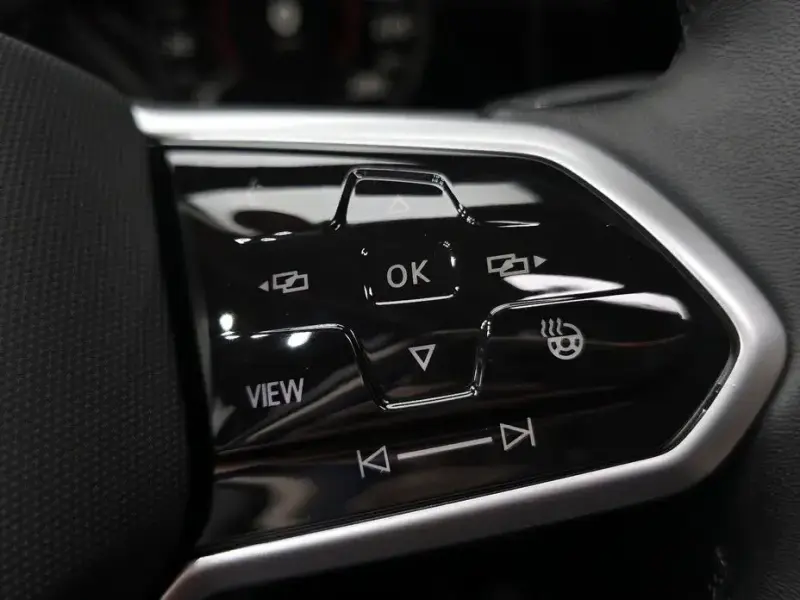 2023 Volkswagen Touareg с пробегом 50 442 км