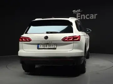 2022 Volkswagen Touareg с пробегом 47 944 км