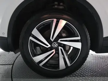2022 Volkswagen Touareg с пробегом 47 944 км