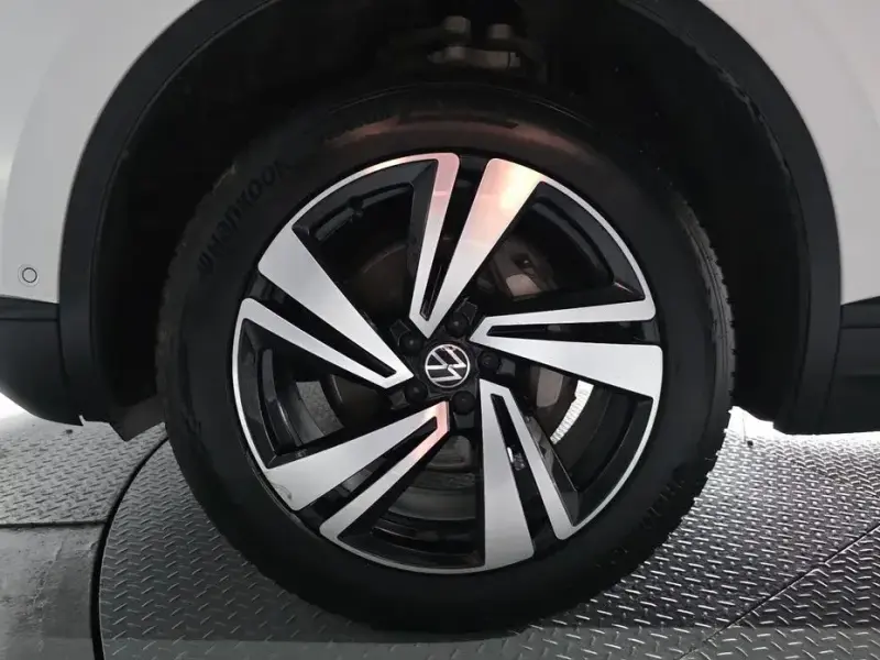 2022 Volkswagen Touareg с пробегом 47 944 км