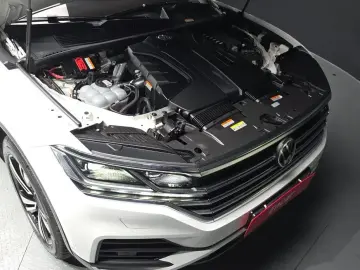 2022 Volkswagen Touareg с пробегом 47 944 км