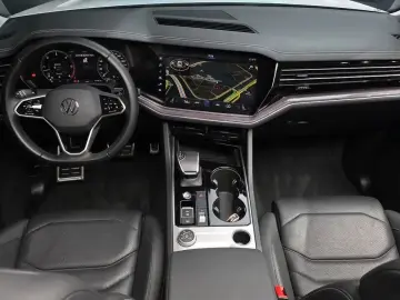2022 Volkswagen Touareg с пробегом 47 944 км