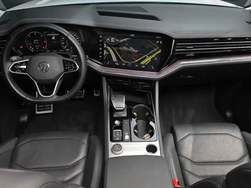 2022 Volkswagen Touareg с пробегом 47 944 км