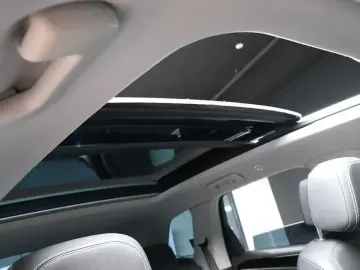 2022 Volkswagen Touareg с пробегом 47 944 км