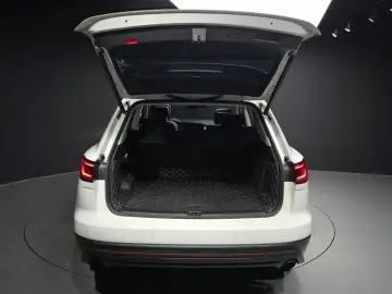 2022 Volkswagen Touareg с пробегом 47 944 км