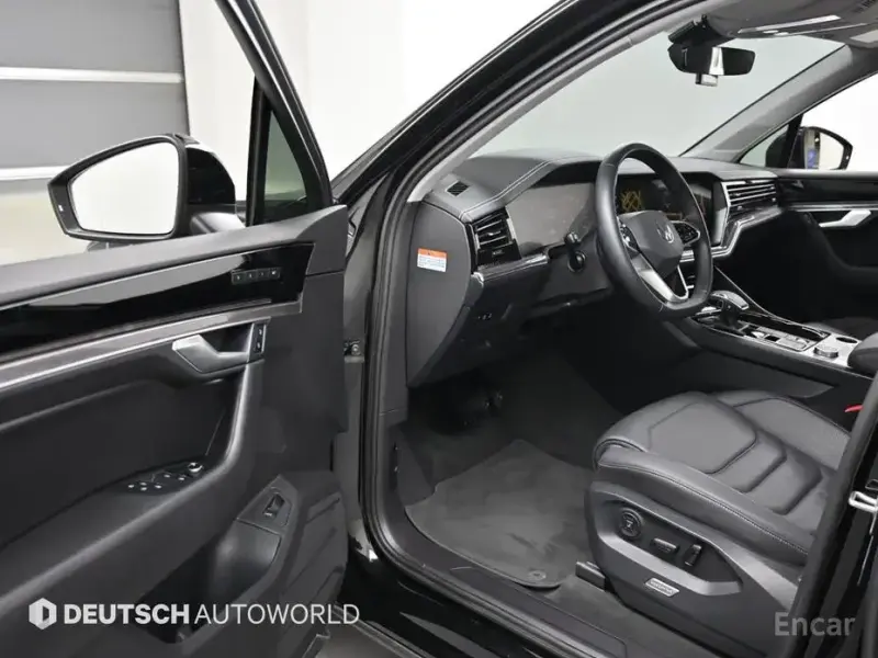 2023 Volkswagen Touareg с пробегом 30 551 км