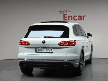 2023 Volkswagen Touareg с пробегом 37 104 км