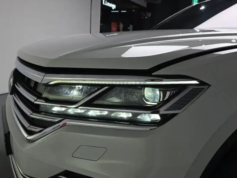 2023 Volkswagen Touareg с пробегом 37 104 км